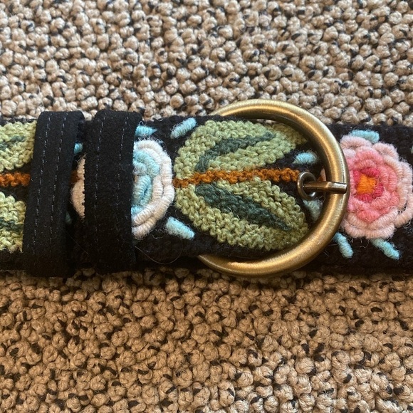 Hand Sewn Black & Floral Belt in Like New Condition main image 5